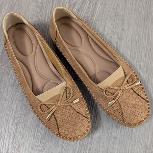 Women's Tan Leather Loafers Size 7